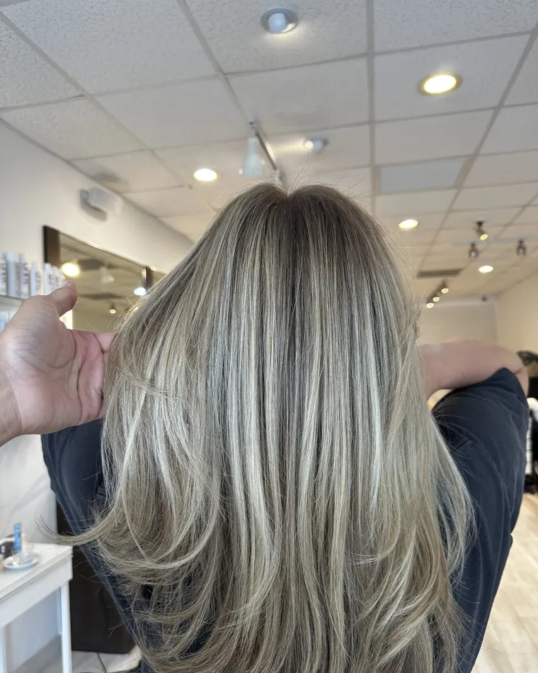 AEG Hair Studio — bold lived-in color