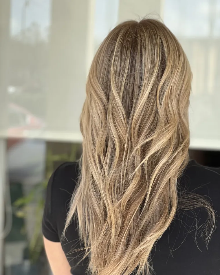 AEG Hair Studio — modern lived-in color